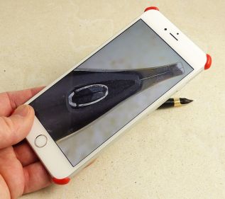iCroScope in use iPhone 6 Plus